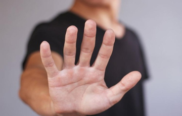 تحالف حقوقي: هيئة الإعلام والاتصالات تعتمد أدوات للتضييق على حرية التعبير