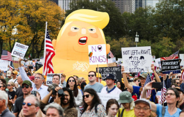 الملايين يحتجون ضد ترامب في جميع الولايات الأمريكية