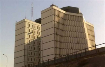 2025 ينتهي بفراغ مالي.. واقتصاديون يحذرون: سيناريوهات قاسية بانتظار العراق