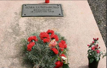 في الذكرى السنوية لاستشهاد روزا وكارل.. حضور كثيف ومسيرة سلمية شبابية