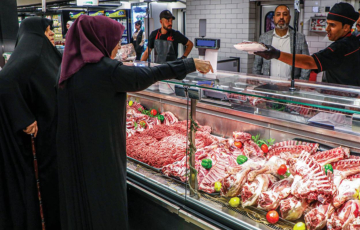 الحرب ترفع فاتورة المائدة العراقية.. قفزات سعرية تطال اللحوم والأرز والبيض