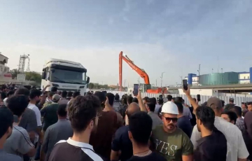 تصاعد الاحتجاجات في عدة محافظات عراقية.. مطالب خدمية ووظيفية وتنديد بالفساد 