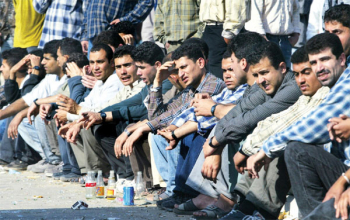 البطالة تقتل أحلام الشباب وتهدد بـ{قنبلة اجتماعية}