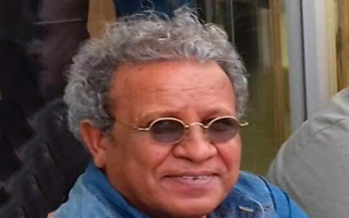 طرق الأبواب نافذة لفتح القلوب