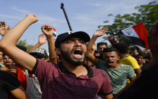 في ذكرى انتفاضة تشرين.. حين خرج العمال للمطالبة بالخبز والكرامة