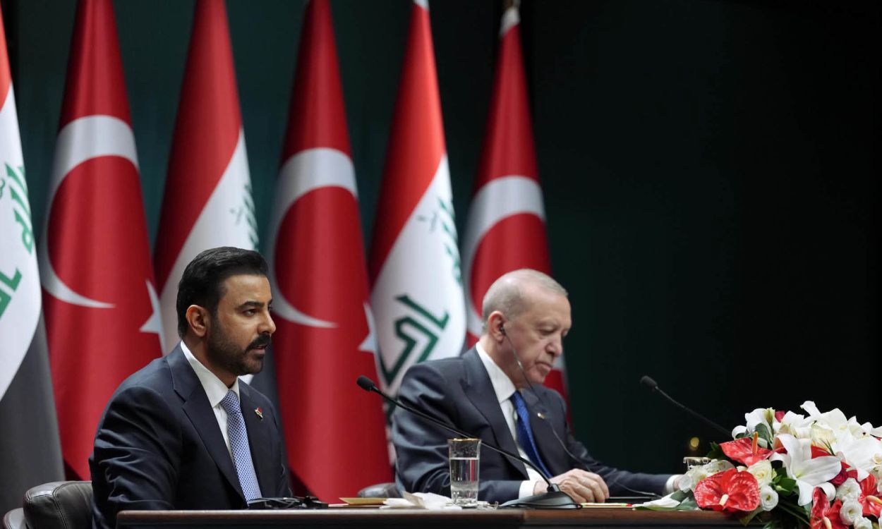 استعادة الثقل الإقليمي تبدأ بقرار وطني مستقل واقتصاد متنوع.. مراقبون: ضعف المؤسسات والفساد وتعدد الولاءات أضعفا حضور العراق دولياً