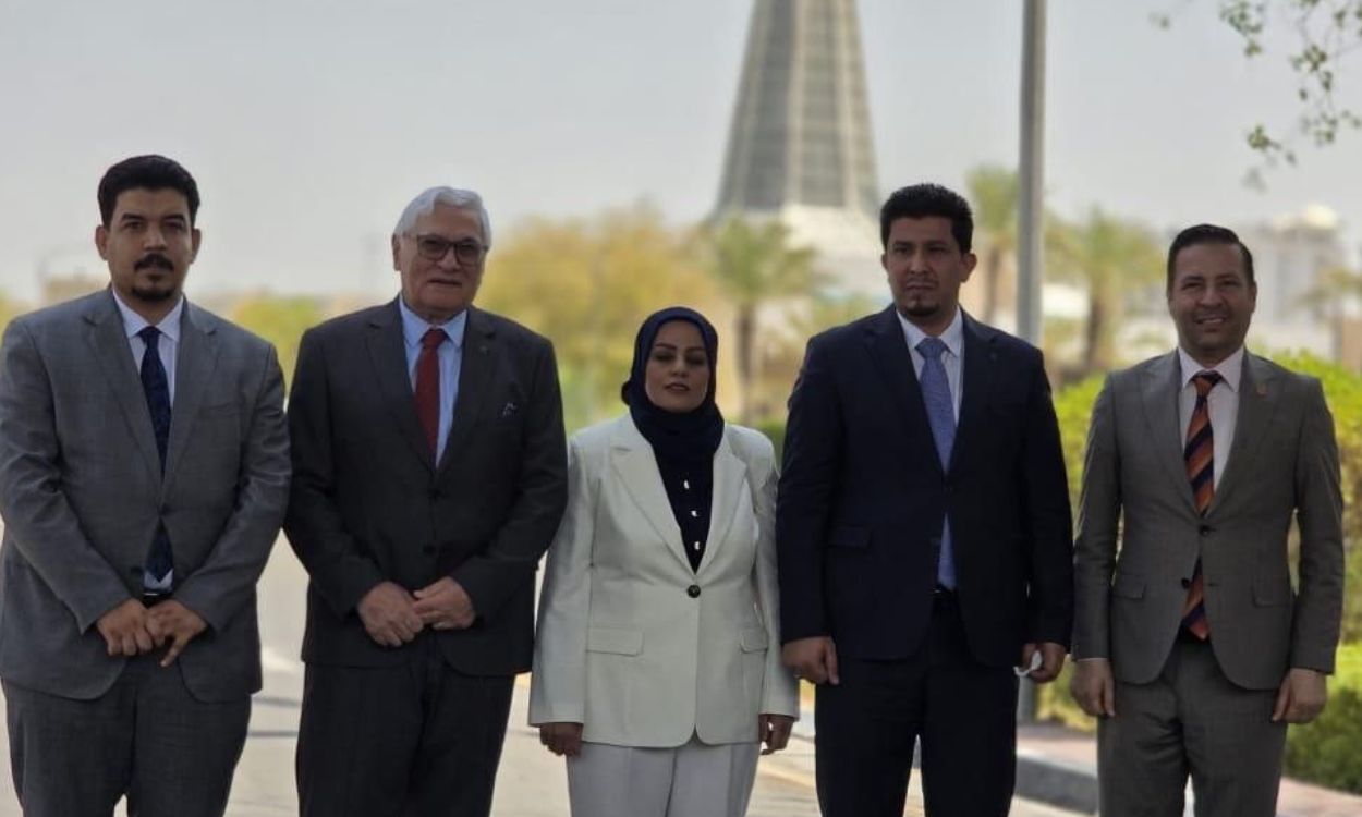 شخصيات مدنية وديمقراطية تلتقي القاضي فائق زيدان