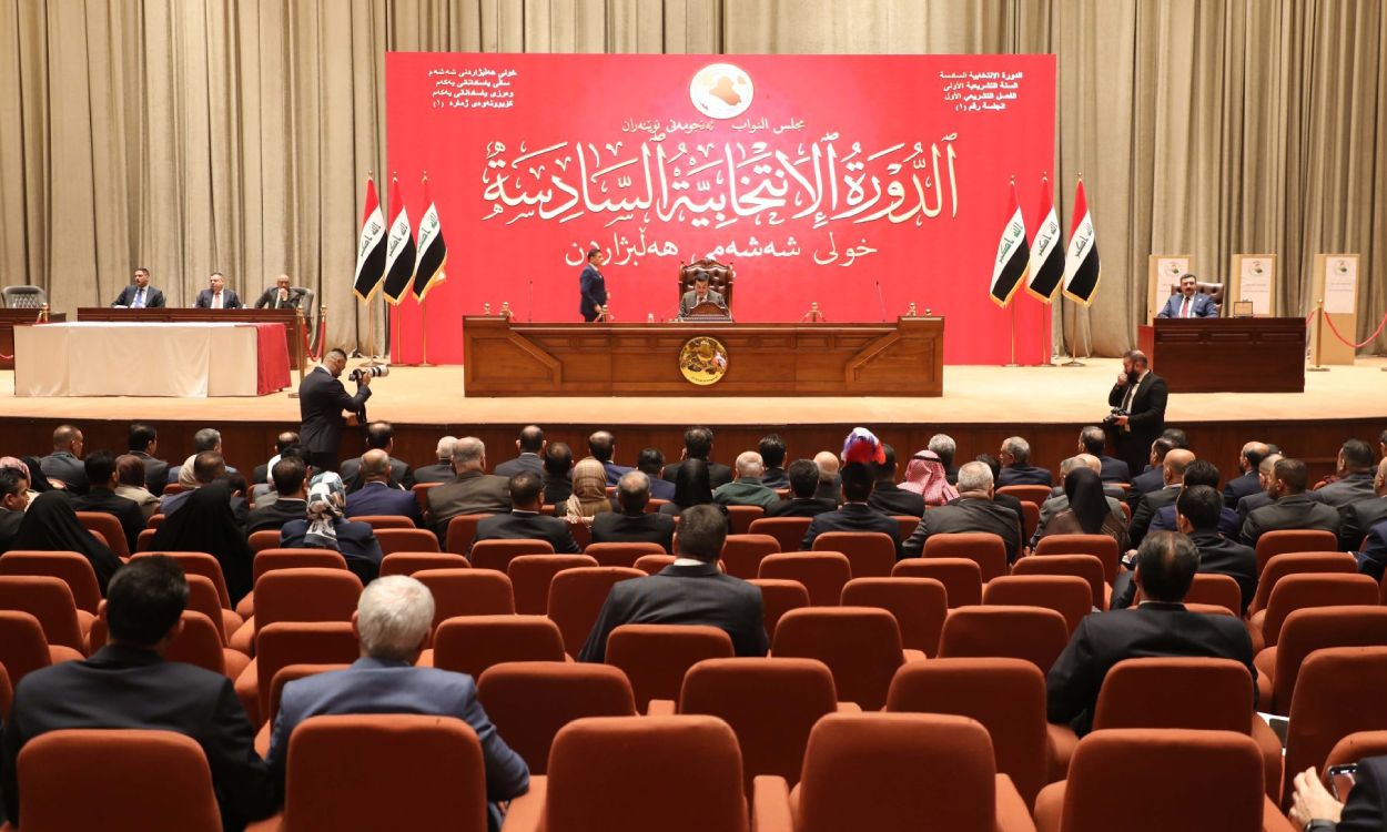 اليوم.. الزيدي يحاول نيل الثقة بكابينة منقوصة.. القوى السياسية توسع المناصب العليا لضمان التوازنات لا كفاءة الإدارة